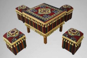 Orientalisches Tisch-Set, Orientalische Sitzecke mit Hockern, Orientalische Ecke, Sark Kösesi